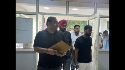 The Mohali police said the accused is a supplier for various gangs, including Lawrence Bishnoi gang and Davinder Bambiha group. (HT Photo)