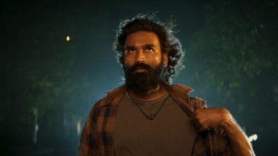 Dhanush in a still from Tere Ishk Mein.