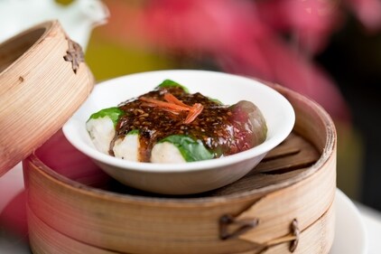 Spinach roll with prawn and water chestnut recipe (Chef Pradeep Gomes)