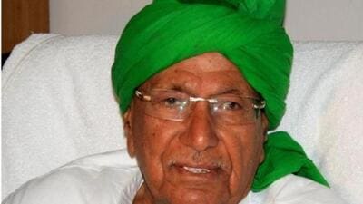 At 93, Indian National Lok Dal supremo Om Parkash Chautala’s remains a force to reckon with in poll-bound Haryana. (HT file photo) At 93, Indian National Lok Dal supremo Om Parkash Chautala’s remains a force to reckon with in poll-bound Haryana. (HT file photo)