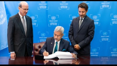 External affairs minister S Jaishankar singing the treaty. (X) External affairs minister S Jaishankar singing the treaty. (X)