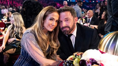 Jennifer Lopez and Ben Affleck are in the middle of a divorce Jennifer Lopez and Ben Affleck are in the middle of a divorce