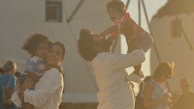 Nayanthara and Vignesh Shivan celebrated Uyir and Ulag's birthdays in Greece. Nayanthara and Vignesh Shivan celebrated Uyir and Ulag's birthdays in Greece.