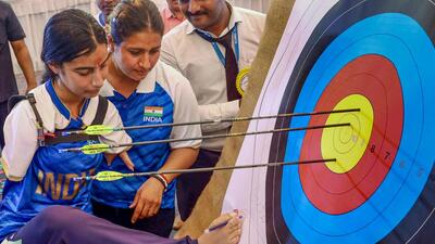 Paris Paralympics bronze medallist Sheetal Devi during a felicitation ceremony in Chennai. (PTI) Paris Paralympics bronze medallist Sheetal Devi during a felicitation ceremony in Chennai. (PTI)