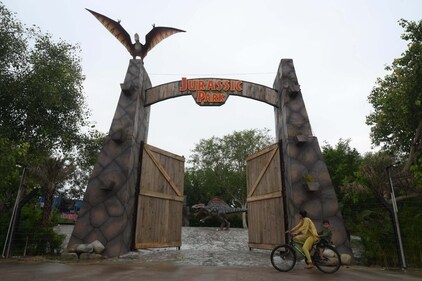 Jurassic Park in Gomti Nagar (Deepak Gupta/HT) Jurassic Park in Gomti Nagar (Deepak Gupta/HT)