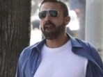 Ben Affleck enjoyed shopping for Halloween in Los Angeles. Ben Affleck enjoyed shopping for Halloween in Los Angeles.
