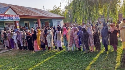 Budgam, Sept 25 (ANI): Voters wait in queues to cast their votes for the second phase of the Jammu and Kashmir Assembly elections, in Budgam on Wednesday. (ANI Photo) (Election Commission of India-X) Budgam, Sept 25 (ANI): Voters wait in queues to cast their votes for the second phase of the Jammu and Kashmir Assembly elections, in Budgam on Wednesday. (ANI Photo) (Election Commission of India-X)