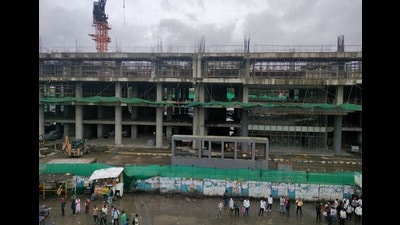 Despite Dhankawadi, Balajinagar and Bharati Vidyapeeth areas having high population density no metro station was proposed here. (HT PHOTO)