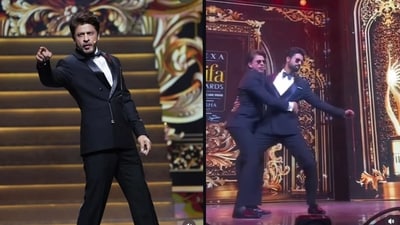 Shah Rukh Khan is performing his host duties perfectly at IIFA 2024. Shah Rukh Khan is performing his host duties perfectly at IIFA 2024.