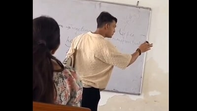 A viral video showed a Rajasthan student arriving late to class, confronting a professor, and displaying arrogant behaviour. (X/gharkekalesh) A viral video showed a Rajasthan student arriving late to class, confronting a professor, and displaying arrogant behaviour. (X/gharkekalesh)