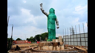 The unveiling of the 30-foot-tall statue of Bhagat Singh has been postponed due to the model code of conduct in place for the panchayat elections in Punjab. (Keshav Singh/HT)