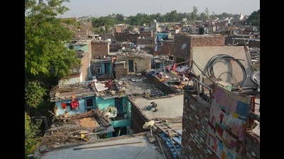Under Slum-free Panchkula scheme, slum dwellers were promised one marla plot each under the scheme and the government had decided the price of the plot would be ₹10,000. (Sant Arora/HT) Under Slum-free Panchkula scheme, slum dwellers were promised one marla plot each under the scheme and the government had decided the price of the plot would be ₹10,000. (Sant Arora/HT)