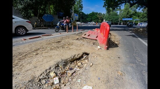 A damaged road near Delhi University. (HT Photo)