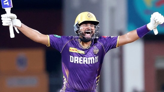 Mumbai real estate market update: Indian Cricketer Shreyas Iyer and mother Rohini Iyer were in the news for having purchased a 525 sq ft apartment for ₹2.90 crore in Mumbai's Worli area earlier this month (IPL-X)