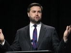 JD Vance stated that illegal immigrants should “start packing” because “Donald Trump is coming back.” JD Vance stated that illegal immigrants should “start packing” because “Donald Trump is coming back.”