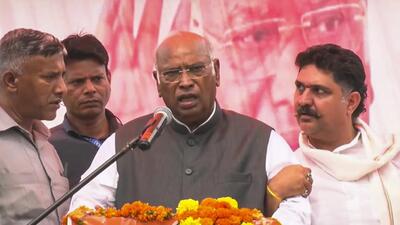 Congress President Mallikarjun Kharge addresses a public meeting amid ongoing in J&K’s Jasrota. (PTI) Congress President Mallikarjun Kharge addresses a public meeting amid ongoing in J&K’s Jasrota. (PTI)