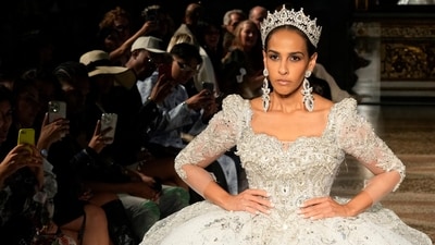 Mariel Colon wears a creation as part of the April Black Diamond Spring Summer 2025 collection, in Milan, Italy, Sunday, Sept. 22, 2024. (Antonio Calanni/AP) Mariel Colon wears a creation as part of the April Black Diamond Spring Summer 2025 collection, in Milan, Italy, Sunday, Sept. 22, 2024. (Antonio Calanni/AP)