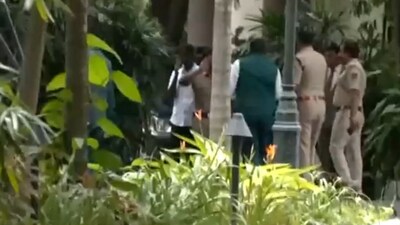 Bengaluru has recently experienced a troubling rise in hoax bomb threats, particularly affecting schools and public locations, including the international airport. (ANI) Bengaluru has recently experienced a troubling rise in hoax bomb threats, particularly affecting schools and public locations, including the international airport. (ANI)