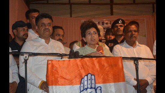 Sirsa MP Kumari Selja addressing a rally in Panchkula while campaigning for Congress candidate Chander Mohan. (HT Photo)