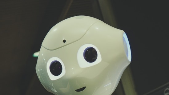 The annual installation of robots in factories worldwide has surpassed half a million. (Unsplash)