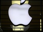 India's smartphone exports to the US have surged, reaching $2 billion in the June quarter, surpassing diamond exports. In FY24, total smartphone exports amounted to $15.6 billion, with iPhones making up 66% of this figure. India's smartphone exports to the US have surged, reaching $2 billion in the June quarter, surpassing diamond exports. In FY24, total smartphone exports amounted to $15.6 billion, with iPhones making up 66% of this figure.