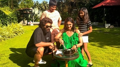 Allu Sneha Reddy celebrated her birthday with Allu Arjun and their kids, Ayaan and Arha. Allu Sneha Reddy celebrated her birthday with Allu Arjun and their kids, Ayaan and Arha.