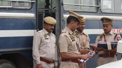 Five-year-old boy gang-raped in Uttar Pradesh's Hapur; bystanders record video: Report (Representative image) Five-year-old boy gang-raped in Uttar Pradesh's Hapur; bystanders record video: Report (Representative image)