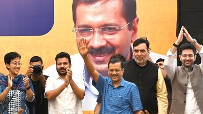 AAP legislators have urged the Delhi LG for a meeting to address the ‘deteriorating’ law and order situation. (Hindustan Times) AAP legislators have urged the Delhi LG for a meeting to address the ‘deteriorating’ law and order situation. (Hindustan Times)