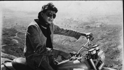 Mithun made his acting debut with Mrinal Sen’s 1976 film Mrigayaa for which he won the National Film Award for Best Actor. Mithun made his acting debut with Mrinal Sen’s 1976 film Mrigayaa for which he won the National Film Award for Best Actor.
