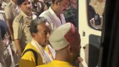 Ladakh-based activist Sonam Wangchuk being detained at Delhi's Singhu border (Courtesy: x.com/@Wangchuk66) Ladakh-based activist Sonam Wangchuk being detained at Delhi's Singhu border (Courtesy: x.com/@Wangchuk66)