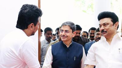 Tamil Nadu Governor RN Ravi being welcomed by CM MK Stalin, Dy CM Udhayanidhi Stalin at the swearing-in ceremony of newly-inducted ministers, at Raj Bhavan in Chennai on Sunday. (CMO Tamil Nadu-X)
