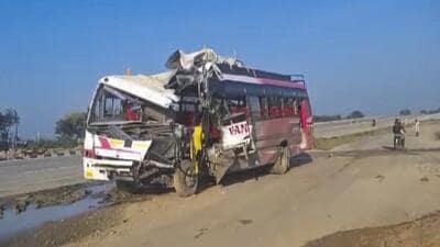 The incident happened on GT Road (National Highway 19) in Bihar’s Rohtas district and the front portion of the bus was badly damaged. (PTI) The incident happened on GT Road (National Highway 19) in Bihar’s Rohtas district and the front portion of the bus was badly damaged. (PTI)