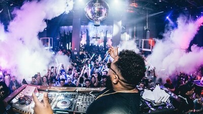 “It’s a new thing coming from Bengaluru that they don’t want to play English or Hindi music in pubs," a user companied on social media. (Unsplash) “It’s a new thing coming from Bengaluru that they don’t want to play English or Hindi music in pubs," a user companied on social media. (Unsplash)