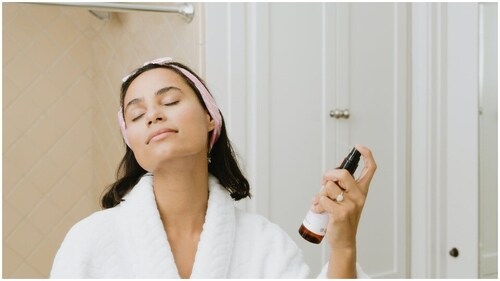 Refresh your skin with an all-day hydration mist for a boost of moisture anytime, anywhere. (Unsplash) Refresh your skin with an all-day hydration mist for a boost of moisture anytime, anywhere. (Unsplash)