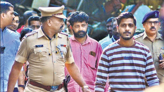 Thane, India - September 29, 2024: Badlapur sexual assault case accused Akshay Shinde's dead body was taken from Chhatrapati Shivaji Maharaj Hospital in Kalwa Thane for cremation after his death in an Encounter, At this time Akshay Shinde's mother Alka Shinde and father Anna Shinde were present in the hospital ,in Thane,in Mumbai, India, on, Sunday, September 29, 2024. ( Praful ÊGangurde /HT Photo )