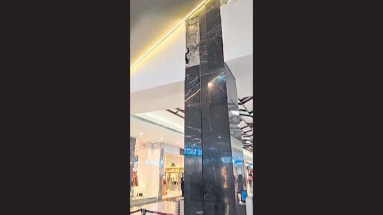 The family had gathered after lunch and was taking pictures when a granite slab and cement chunks from a pillar suddenly collapsed, injuring a 13-year-old girl and her maternal aunt. (HT Photo)