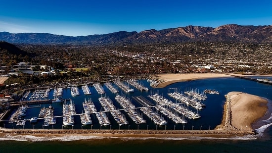 Santa Barbara, California: At the heart of California lies Santa Barbara; a picturesque city known for its great beaches, brilliant architecture and classic sea-food dishes. It is also home to a long-standing coffee culture, boasting numerous fair-trade plantations and consequently elite cafes offering a unique blend of flavours.(Unsplash)