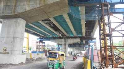 65% construction work on Lucknow-Kanpur Road has been completed (HT)