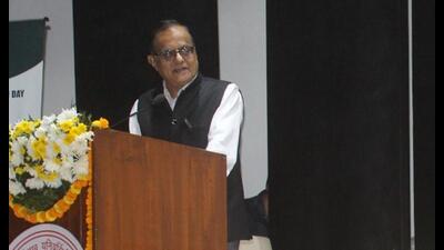 Principal scientific adviser to the Government of India, professor Ajay Kumar Sood, delivering the lecture at Panjab University, Chandigarh. (HT Photo) Principal scientific adviser to the Government of India, professor Ajay Kumar Sood, delivering the lecture at Panjab University, Chandigarh. (HT Photo)