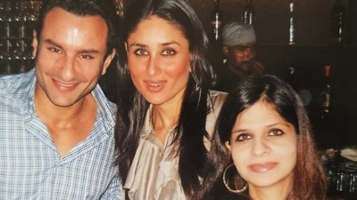 Saif Ali Khan and Kareena Kapoor join Saba in this throwback picture. Saif and Kareena got married in the year 2012. 