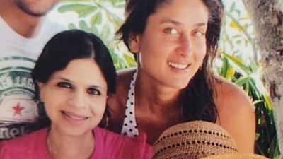 Kareena Kaporo also celebrated a milestone in her career, for completing 25 years in Bollywood. 