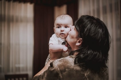 Breastfeeding is an integral part of the experience of motherhood however, there are several apprehensions in the mind of a new mother around what to and what not to eat during this phase. Awareness on which foods are beneficial and clarifying myths is important for the health of both the mother and the baby. (Photo by Bia Octavia on Unsplash) Breastfeeding is an integral part of the experience of motherhood however, there are several apprehensions in the mind of a new mother around what to and what not to eat during this phase. Awareness on which foods are beneficial and clarifying myths is important for the health of both the mother and the baby. (Photo by Bia Octavia on Unsplash)