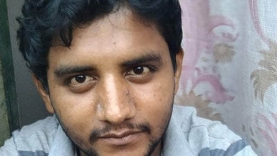 Akshay Shinde was accused of sexually assaulting two minor girls at a school in Badlapur town of Thane district. Akshay Shinde was accused of sexually assaulting two minor girls at a school in Badlapur town of Thane district.