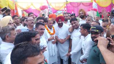 Congress candidate Pradeep Chaudhary during a public meeting in Kalka on Wednesday. (HT Photo) Congress candidate Pradeep Chaudhary during a public meeting in Kalka on Wednesday. (HT Photo)
