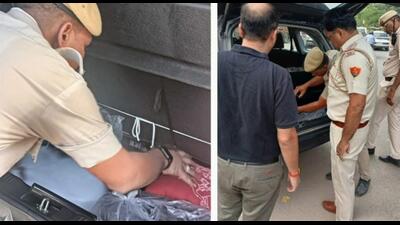 Officers at naka points checking for illegal items, cash and valuables that can be used to sway the voters in the upcoming Haryana assembly polls. (Gurugram Police) Officers at naka points checking for illegal items, cash and valuables that can be used to sway the voters in the upcoming Haryana assembly polls. (Gurugram Police)