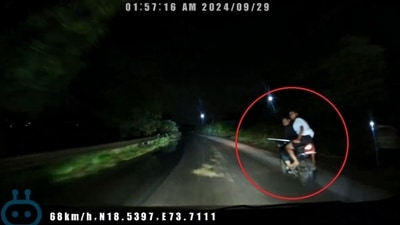 In his complaint, the IT engineer, Ravi Karnani, they were attacked while traveling on Lavale-Nande road. In his complaint, the IT engineer, Ravi Karnani, they were attacked while traveling on Lavale-Nande road.