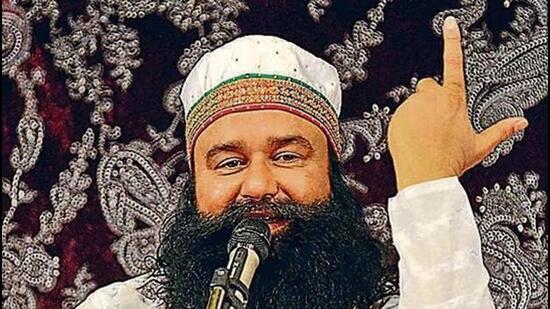Dera Sacha Sauda chief and rape convict Gurmeet Ram Rahim Singh walked out of Rohtak’s Sunaria jail on a 20-day parole on Wednesday. (HT file photo)