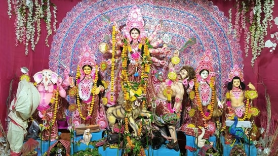 Goddess Durga is worshiped with her four children on Durga Puja. (Pexels)