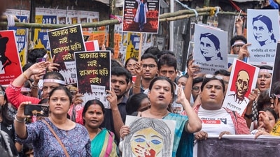Junior doctors and others take out a protest march against the alleged sexual assault and murder of a postgraduate trainee doctor of the RG Kar Hospital, in Kolkata on Wednesday. (ANI) Junior doctors and others take out a protest march against the alleged sexual assault and murder of a postgraduate trainee doctor of the RG Kar Hospital, in Kolkata on Wednesday. (ANI)