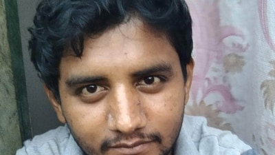 Akshay Shinde was accused of sexually assaulting two minor girls at a school in Badlapur town of Thane district. Akshay Shinde was accused of sexually assaulting two minor girls at a school in Badlapur town of Thane district.